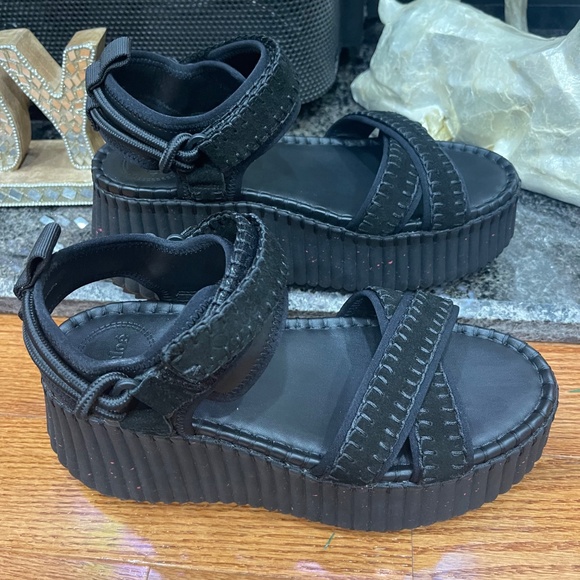 CHLOÉ + NET SUSTAIN Nama suede and leather platform sandals - Picture 12 of 13